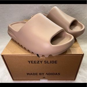 Yeezy Slide Pure Unisex Size 4 UK (NWT)